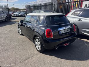 2017 MINI COOPER DIESEL AUTOMATIC - Image 4