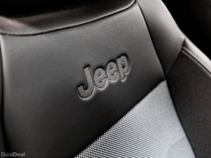Jeep Avenger Summit 54kWh 155HP - Image 4