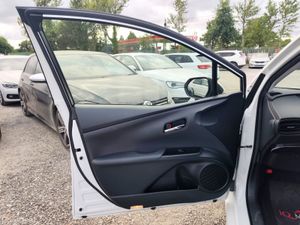 Toyota Prius 1.8L Petrol Hybrid Auto - Cruise Cont - Image 4