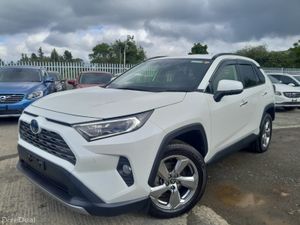 Toyota RAV4 4WD HYBRID G Package - Automatic - Low - Image 4