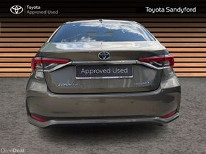 Toyota Corolla TOP SPEC SOL AUTO SALOON // PART LE - Image 4