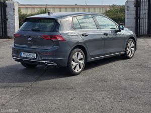 Volkswagen Golf 1.5 TSI 130HP - Image 4