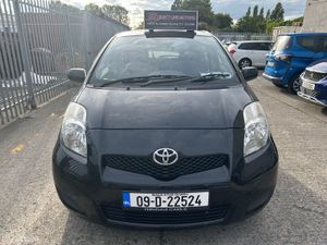 2009 Toyota Yaris Manual - Image 2