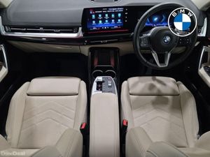BMW iX1 eDrive20 xLine - Image 4