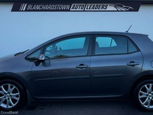 TOYOTA AURIS 1.4 D-4D TR 90 BHP - Image 2