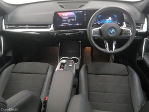 BMW iX1 eDrive20 M Sport - Image 4