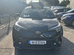 2019 Toyota C-HR  | G Package - Image 3