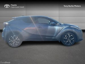 Toyota C-HR Sport - 1.8 Hybrid - Excellent Feature - Image 3
