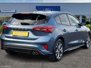 Ford Focus 1.0T EcoBoost ST-Line Hatchback 5dr Pet - Image 4