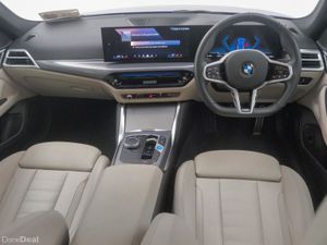 BMW i4 eDrive35 M Sport - Image 4