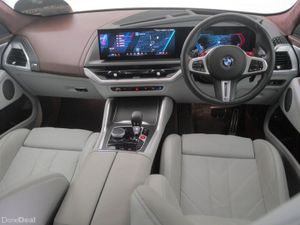 BMW XM 50e - Image 4