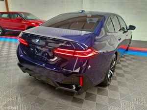 I5 M SPORT PRO ( INDIVIDUAL ) (MASSIVE SPEC) - Image 4
