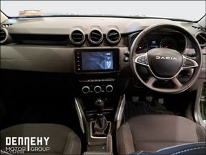 Dacia Duster 1.0 TCe 90 Journey 87.92 Euro p/w - Image 3
