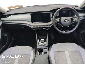 Skoda Octavia SELECTION+ 2.0TDI 150HP DSG *HEATED - Image 4