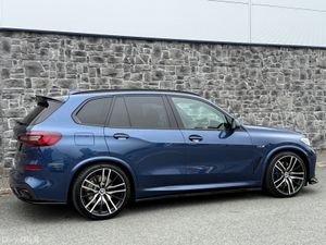 2021 BMW X5 M Sport PRO X-Drive M Performance 45E - Image 3