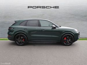 Porsche Cayenne 4.0 Turbo E-Hybrid - Image 4
