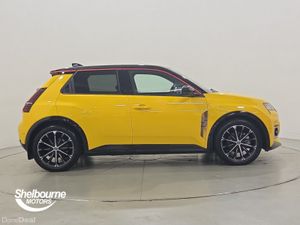 Renault 5 E-Tech Hatchback Iconic Five + - Image 4