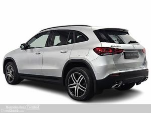 Mercedes-Benz GLA 180D Progressive with Nightpack - Image 4