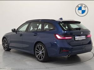 BMW 3-Series 330e Sport Pro Touring - Image 3
