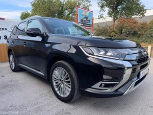 182 Mitsubishi Outlander 2.4L Plug-in EV Intense H - Image 4