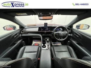 Toyota Crown 4WD SPORT Z, 360 camera, Ultra Low mi - Image 2
