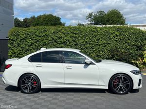 BMW 3-Series 320d M-SPORT // APPLE CARPLAY/ANDROID - Image 2