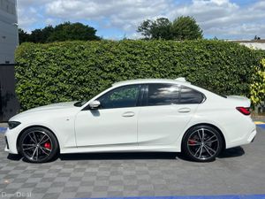BMW 3-Series 320d M-SPORT // APPLE CARPLAY/ANDROID - Image 3