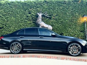 Mercedes-Benz E-Class 53 AMG 4 MATIC PREMIUM PLUS - Image 4