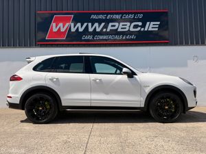 Porsche Cayenne S Hybird 120,000klms  2016 - Image 3