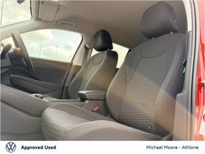 Volkswagen T-Roc LIFE 1.5TSI 116HP MHEV - Image 3