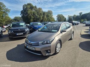 Toyota Corolla 1.4 D-4D Luna 4DR - Image 3
