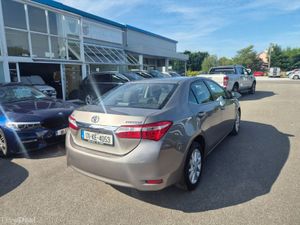 Toyota Corolla 1.4 D-4D Luna 4DR - Image 4