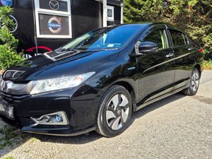 Honda Grace Hybrid Automatic 2015 - Image 3