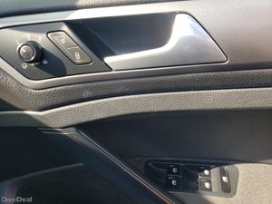 Volkswagen Golf 2014 - Image 4