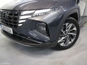 Hyundai Tucson Executive Plus Diesel 1.6L SUV - Image 3