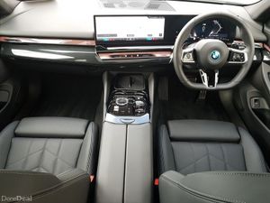 BMW 5-Series 530e M Sport Pro - Image 4