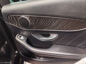 Mercedes-Benz C-Class 2017 Premium - Image 4