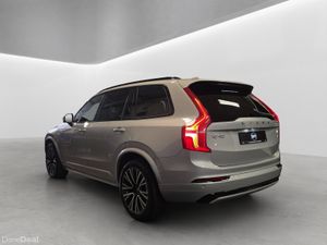 2023 VOLVO XC90 2.0 T8 ULTIMATE AWD. - Image 4