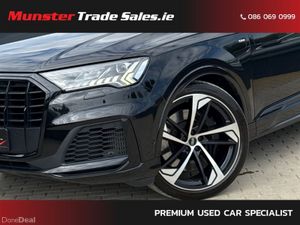 Audi Q7 S-Line Black Edition 55 TFSI E - Image 2