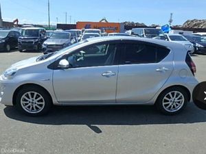 🔵 Toyota Aqua 1.5 Petrol Hybrid Automatic Low Km - Image 2