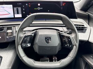 Peugeot 3008 (251) Allure EV  210 Electric 73kWh A - Image 4