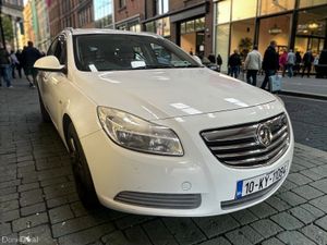 2010 Vauxhall Insignia 2.0 DIESEL ESTATE - Image 3
