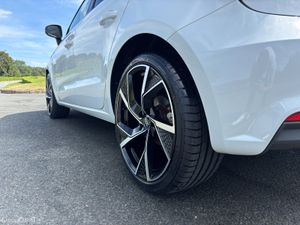 AUDI A1 1.0 TFSI AUTO 2017 - Image 4