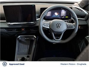 Volkswagen T-Roc R-LINE 1.5TSI 150HP MHEV - Image 3