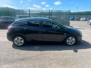Vauxhall Astra 2017 1.6 CDTI ECOFLEX TECH LINE s,s - Image 4
