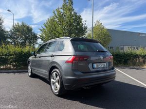Volkswagen Tiguan COMFORTLINE 2.0 TDI AUTO *FRESH - Image 3