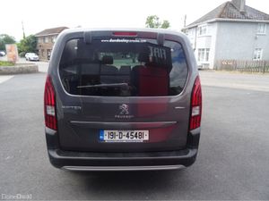 Peugeot Rifter 1.5 GT LINE BLUE HDI 5DR - Image 4
