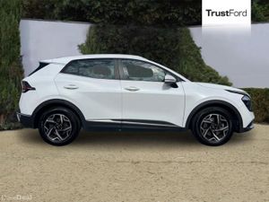 Kia Sportage 1.6T GDi 157 48V ISG 2 5dr - REVERSIN - Image 3