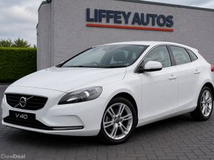 2014 VOLVO V40 T4 Automatic | Only 55,000 KM - Image 4
