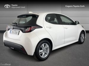Toyota Yaris Yaris Hybrid 115 Luna - Image 2